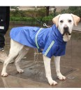 Regenjacke für Hunde 3–5 kg mit Kapuze und reflektierenden Elementen Größe L 47 cm Brustumfang 35 cm Rückenlänge Tasche mit Klettverschluss Wasserdichter Hundemantel 3