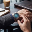 Relojes de buceo para hombres con fecha Impermeables 200 m Cristal de zafiro Caja de 43,8 mm Acero inoxidable 316L Bisel de cerámica 12