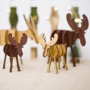 Renne décoratif en bois 2