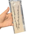 Řetízek na boty s motýlky kovový ozdobný řetěz se zavěšením na tkaničky stříbrná barva dekorace pro tenisky a volnočasovou obuv 1