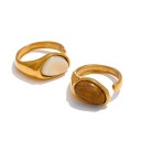Ring storlek 7 med oval slät sten ca 11 mm, mjukt formad ring, minimalistisk elegant design 4