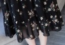 Robe à fleurs avec volants 6