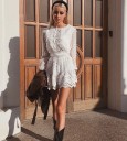Robe en dentelle à manches longues A1 1