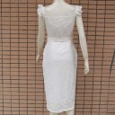 Robe en dentelle blanche à boutons 2