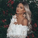 Robe en dentelle blanche de luxe 3