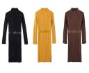 Robe en tricot d'automne avec col roulé 2