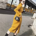 Robe en tricot d'automne avec col roulé 5