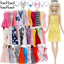 Robe et accessoires pour poupées 20 pièces 1