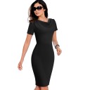 Robe fourreau avec décolleté en V 3