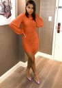Robe mini orange à manches longues 1