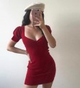 Robe mini rouge pour femmes 1
