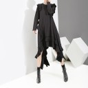 Robe noire extravagante 5