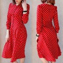 Robe rouge à pois pour femmes 1