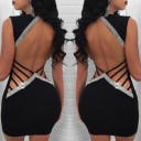 Robes mini pour femmes avec le dos nu 4
