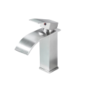 Robinet de lavabo à cascade 18,3 x 11 cm Fini mat Robinet élégant à montage sur plan Monotrou pour salle de bain 7