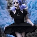 Rochie mini gotică neagră pentru femei cu umeri descoperiți și guler înalt Prăbușire în formă de semilună Mânici scurte cu șnururi Bumbac cu spandex 2