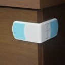 Rohová bezpečnostná poistka na dvierka skriniek a zásuvky nábytku Sada 5 ks Úhlový tvar pre spojenie čela s bokom Plast Rozmery 7,6 x 4 cm 6