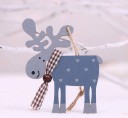Roikkuva puinen poro 2