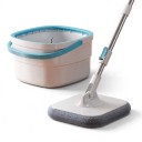 Roterende mop med spand Adskillelse af rent og beskidt vand Centrifugeringsgrad 80–90 % Hoved 21 x 21 cm Stang 102–128 cm Rustfrit stål Hvid-blå 1