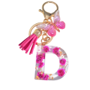 Roze sleutelhanger 5 cm Hars sleutelhanger met initialen en bloemen Decoratieve versiering voor tas rugzak cadeau voor vrouwen 3