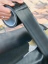Ruban adhésif noir autocollant pour cuir 5x500 cm Ruban adhésif résistant pour réparer des canapés, des sièges de voiture, des sacs à main 3