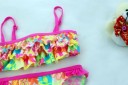 Rugig flickbikini med blommor 2