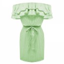 Rüschenkleid mit überschnittenen Schultern 4