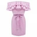 Rüschenkleid mit überschnittenen Schultern 7
