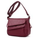 Sac à bandoulière pour femme avec double rabat Bandoulière réglable Fermetures éclair latérales Cuir synthétique avec surface plissée 29 7