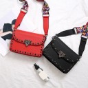 Sac à main crossbody pour femmes avec clous et fermeture métallique Deux sangles amovibles, y compris en cuir PU coloré Dimensions 21 x 15 x 6 3
