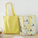 Sac en lin réversible pour femmes avec une face imprimée et une face unie Shopper avec deux anses et un motif de triangles ou de fruits 40 13