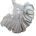 Sada 100 ks jmenovky na dárky 2,3 × 1,3 cm papírové bílé se stříbrným okrajem a provázkem pro označení dárků a balíčků 2