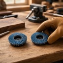 Sada 2 ks lamelových brusných kotúčov Roll Lock 50 mm Zrnitost 60 Zirkónový korund Modré Na brúsenie odstránenia a začišťovania kovu 2