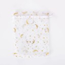 Sada 50 ks zatahovacích organzových sáčků 13×18 cm, průhledná bílá se zlatými hvězdami a měsíci, stahovací šňůrka, na dárky 4