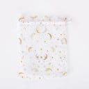 Sada 50 ks zatahovacích organzových sáčků 9×12 cm, průhledná bílá se zlatými hvězdami a měsíci, stahovací šňůrka, na dárky 4