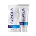 Sæt med 3 opstrammende hudplejeolier, forfriskende creme, rensende serum. Hydrering og regenerering. Dybderensende og næring. 3