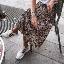 Saia feminina com padrão animal 2