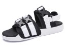 Sandalias de hombre con hebillas 9