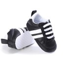 Sapatinhos de bebé estilo ténis 3