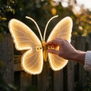 Schmetterlings-LED-Licht 40 x 25 cm Statisches Leuchtendes Schmetterling Mit Erdständer Feste Flügel 12 V Mit Transformator ABS Warmweiß 3