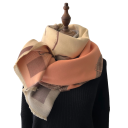 Sciarpa da donna 185 x 65 cm Sciarpa in poliestere con motivo semplice e frange Leggero accessorio moda elegante Sciarpa stilosa e comoda per l'uso quotidiano 3