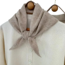 Sciarpa da donna a forma triangolare Sciarpa unicolore calda in poliestere lana acrilico viscosa e nylon Elegante accessorio autunnale e invernale 11