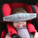 Šedý upevňovací pás na čelo dítěte do autosedačky 28 x 8 cm Bezpečnostní popruh s nastavitelným páskem 105 cm Pohodlná podpora hlavy 2