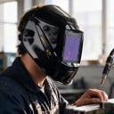 Selvtonende svejsemaske UN9K 4 sensorer Synsfelt 100 x 97 mm True Color Optik 1/1/1/1 Til ARC MIG og plasma 4