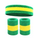 Set aus Stirnband und zwei Sportarmbändern in leuchtenden Farben. Saugfähiges Baumwollmaterial für Laufen, Training, Radfahren und Ballsport. 3