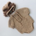 Set de fotografía infantil con gorro y body 3