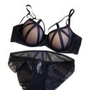 Set de lenjerie intimă pentru femei cu sutien cu arcuri și cupe întărite cu benzi decorative și chiloți transparenți din plasă 4