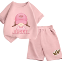 Set de vară pentru fetițe cu tricou cu mânecă scurtă și pantaloni scurți cu inimioare 4