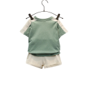 Set estivo unisex per bambini con T-shirt a maniche corte con scritta F e pantaloni corti con scollo rotondo 2