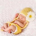 Set fotografico per bambine con cappello e pantaloni corti 1